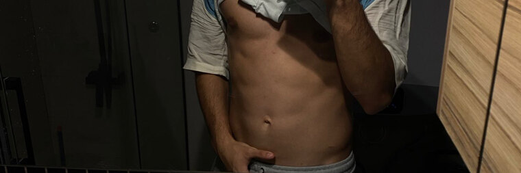 Pro athlete feet banner image