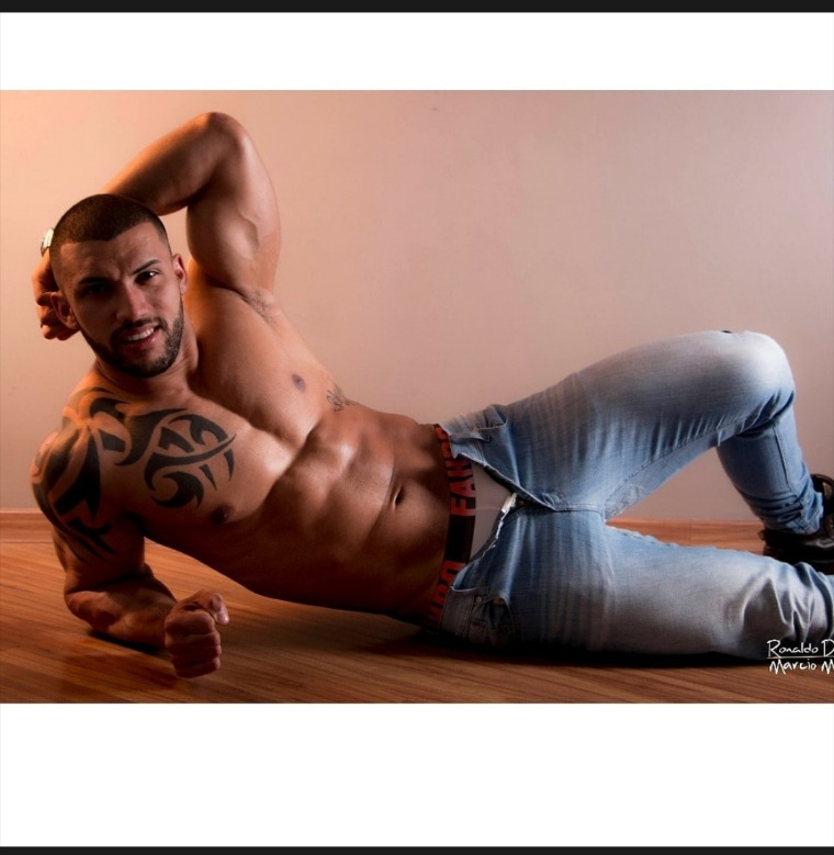 Wellington Leite cover image