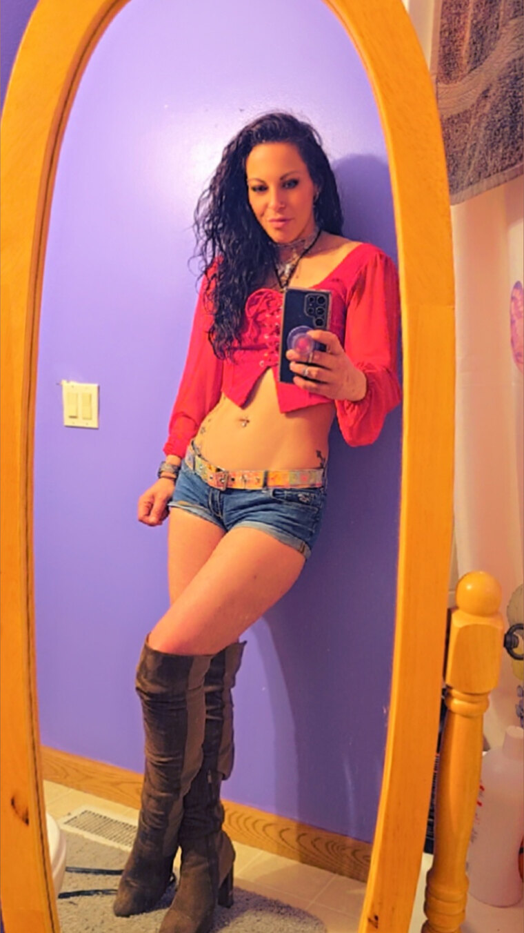 Nelly Layne cover image