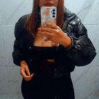 Mía 💦 video call🧡 avatar