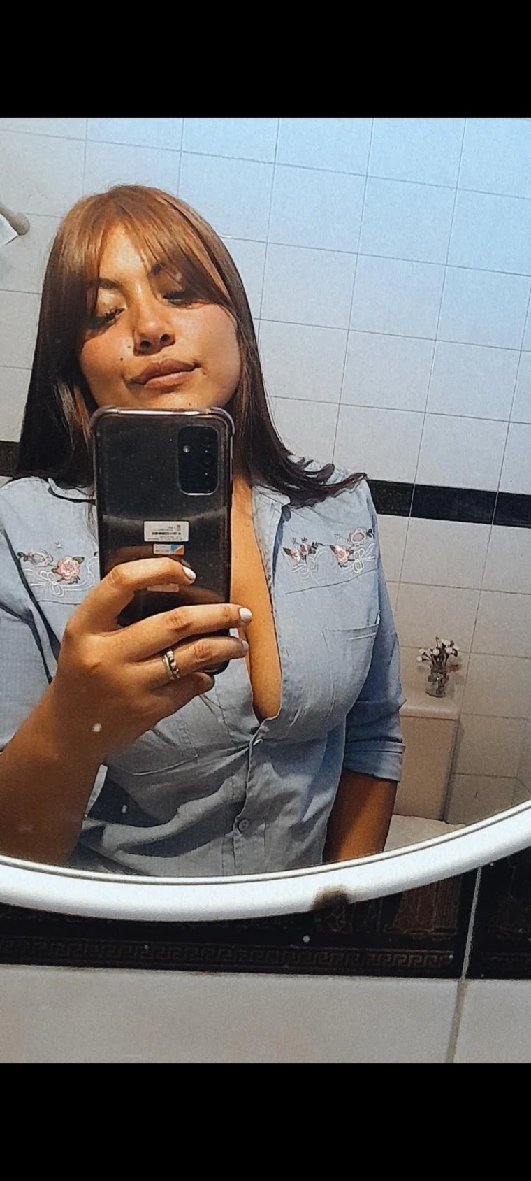 Mía 💦 video call🧡 cover image