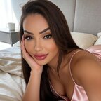 JULIA STEINKOPF 🍑 avatar
