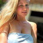 𝓢𝓽𝓮𝓵𝓵𝓪 𝓒𝓪𝓻𝓭𝓸 💋 portrait