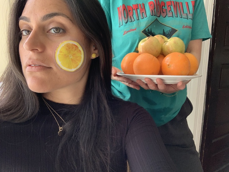 Luz 🍑🍈🍋🥥 cover image