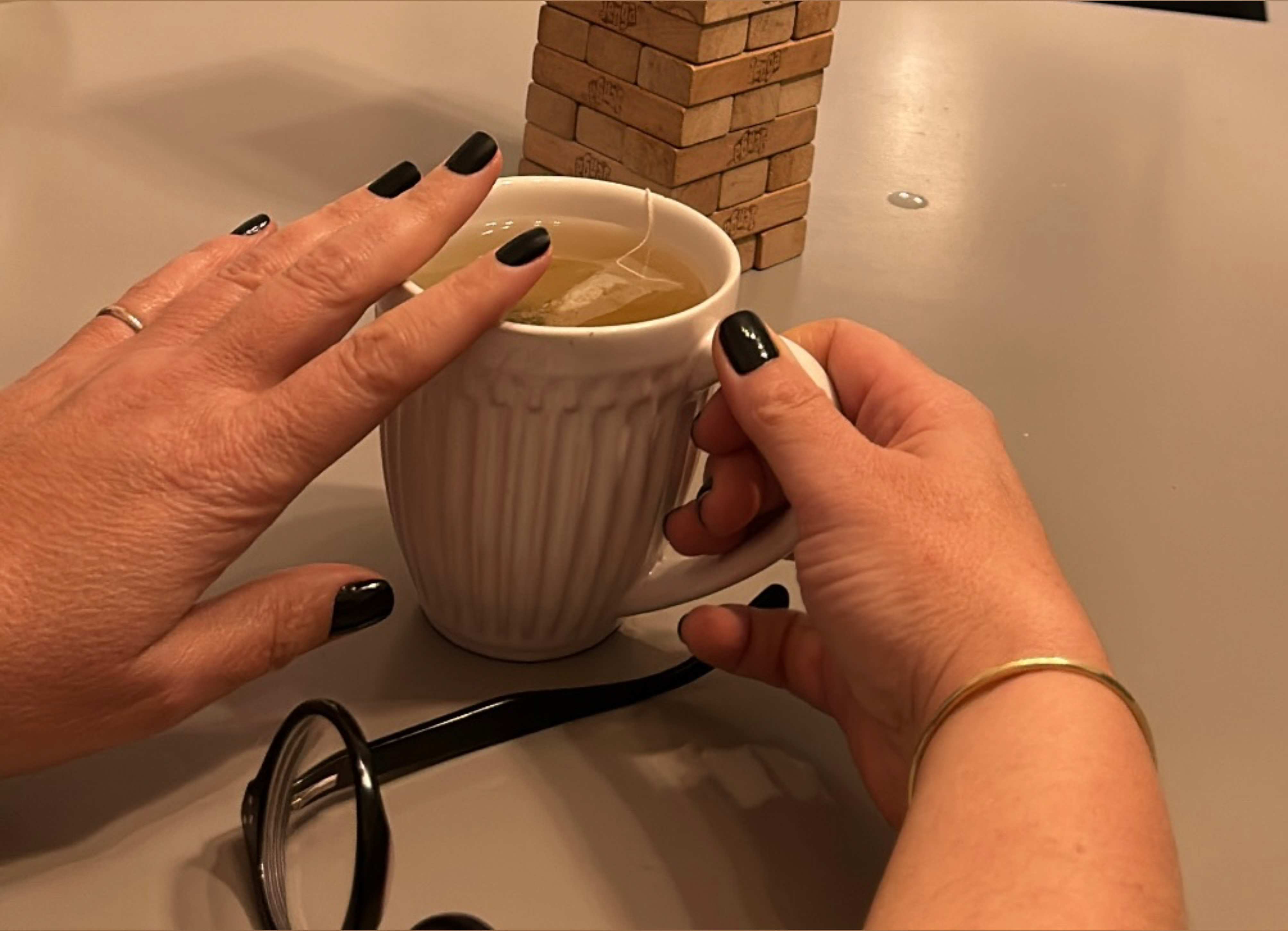 The daily life of my story telling hands banner image
