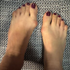 Strange feet avatar