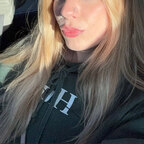 strawberryblondie 🍓 avatar