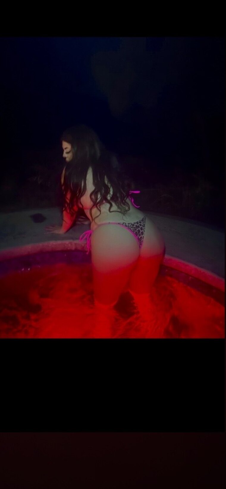 larissa🎱 cover image
