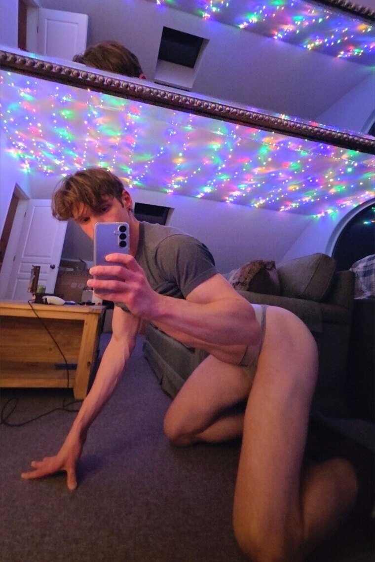 Submissive Mountain boy banner image