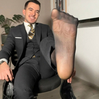 SuitedDaily Feet avatar