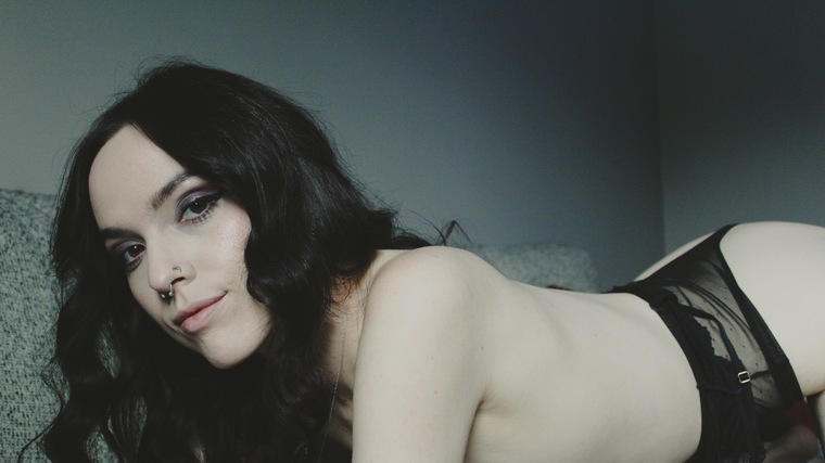 Sullen banner image