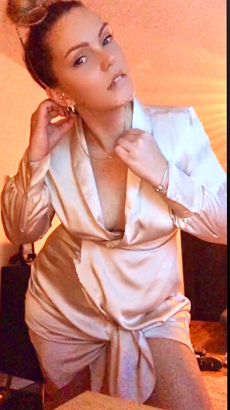 Susanna77 banner image