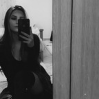 Nicole avatar