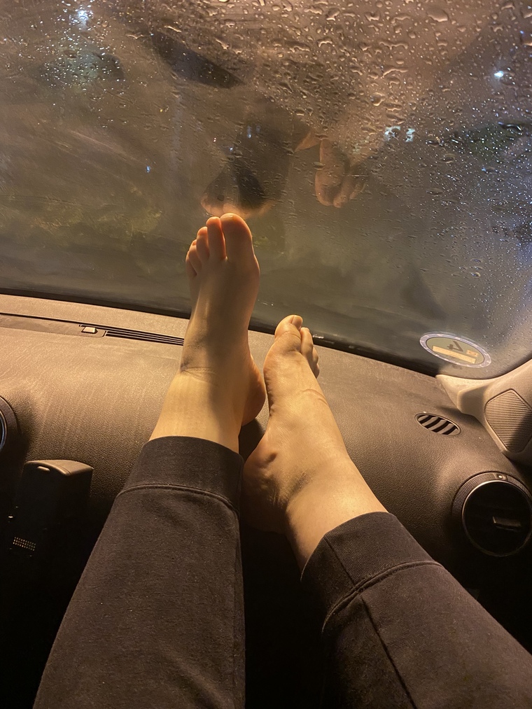 SweetFeetx98 banner image