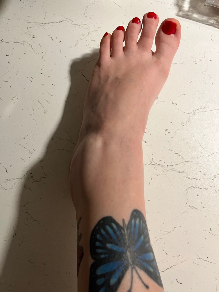 Sweet Footsies cover image