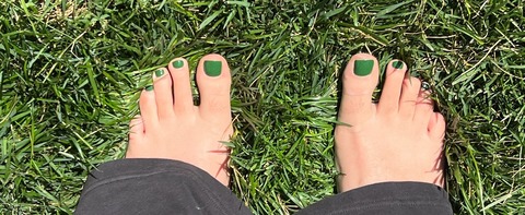Sweetie Mikayla Feet | Send Me Requests! cover image