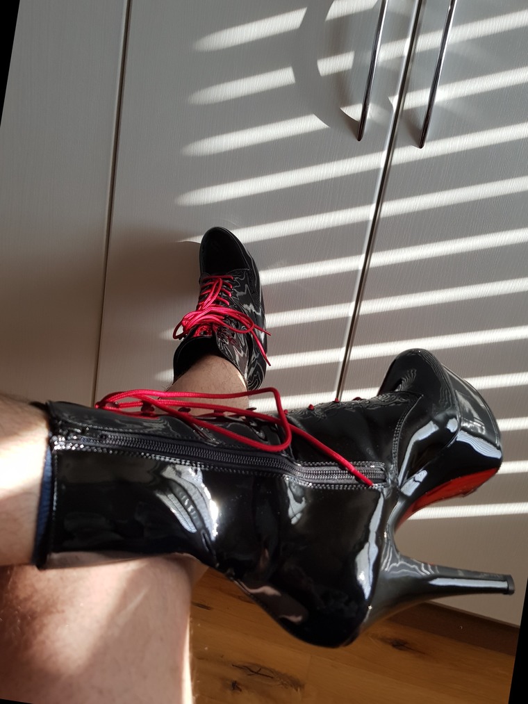 rubberboy82 banner image