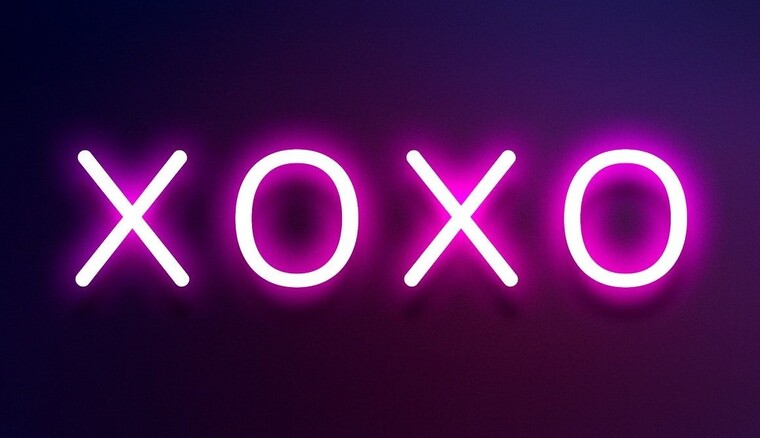 ꜱʟᴜᴛ ɴᴇxᴛ ᴅᴏᴏʀ-ᴠɪᴘ cover image