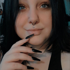 Sylviasmokesxxx avatar