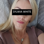 Sylwia White avatar