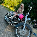 LivingDeadGirl avatar