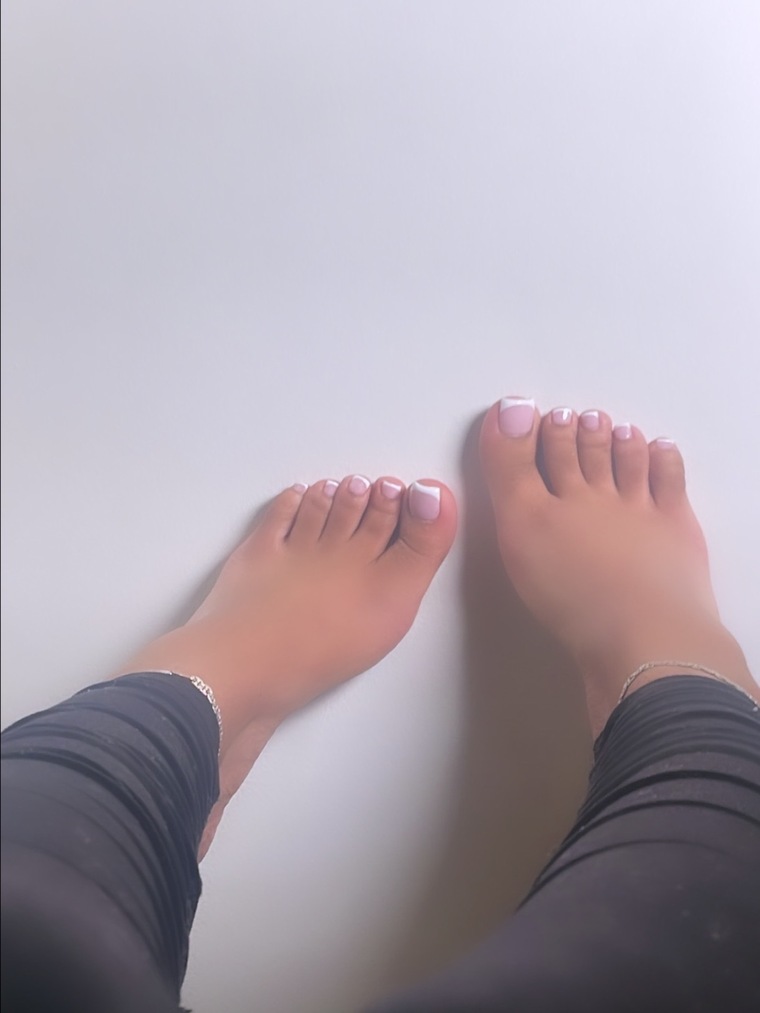 ms pretty feet cover image