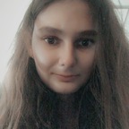 The Tall Girl avatar
