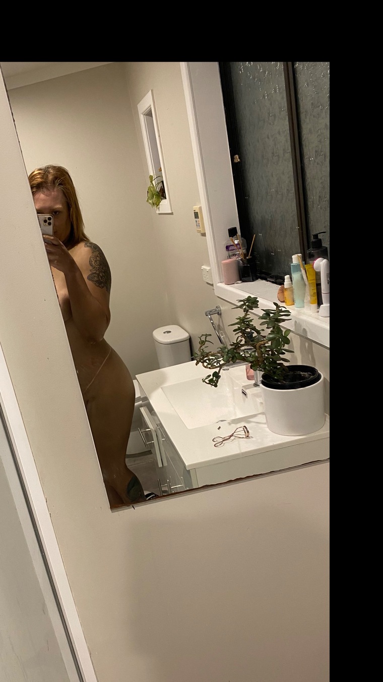 Tania_xx cover image