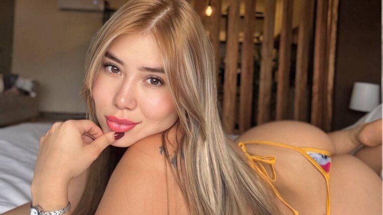Tania Martinez🇨🇴💦😈🥵 cover image