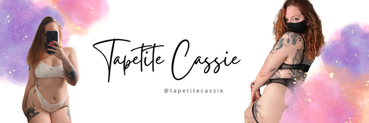 Cassie 🎮✨ French egirl 💗 cover image