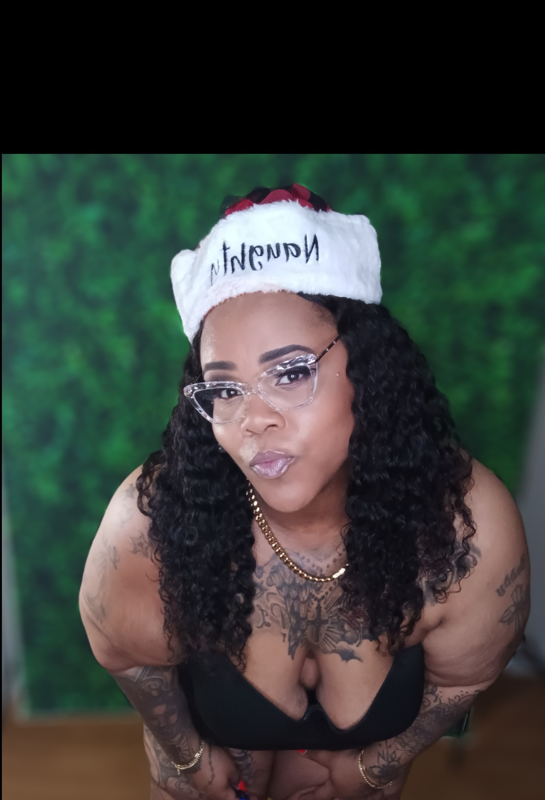 Tatted diamond banner image