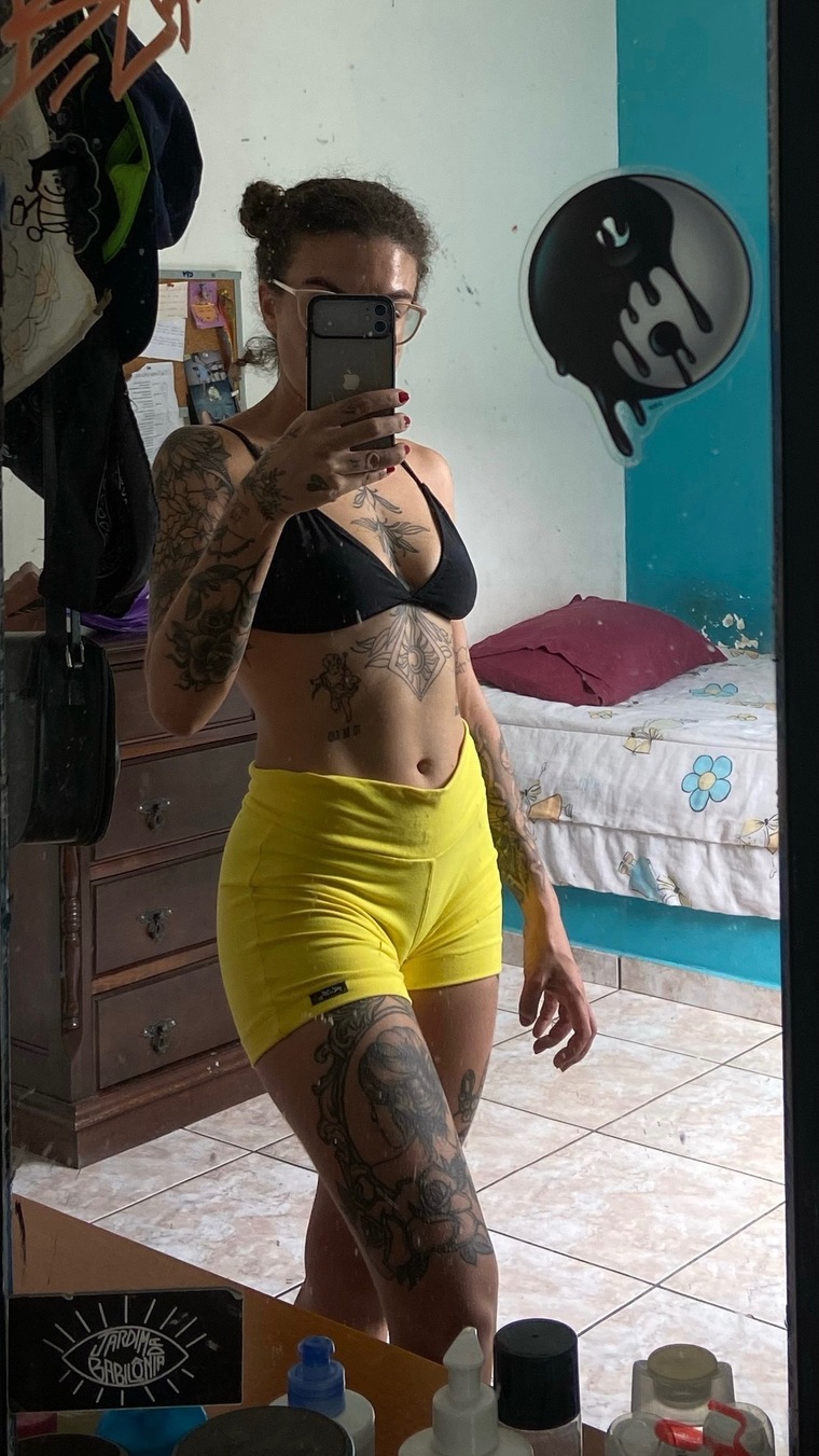 Brazilian Girl 🍑 cover image