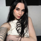 Taty 🖤 avatar