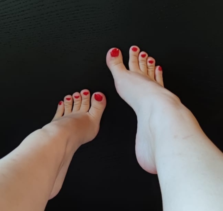 Prettyfeet cover image