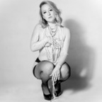 Tess Itura avatar