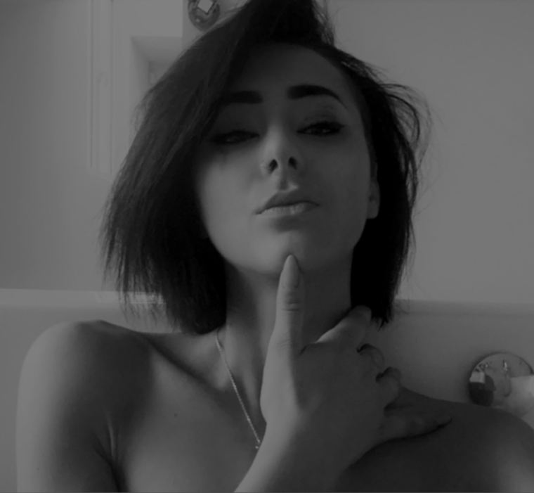 Thais cover image