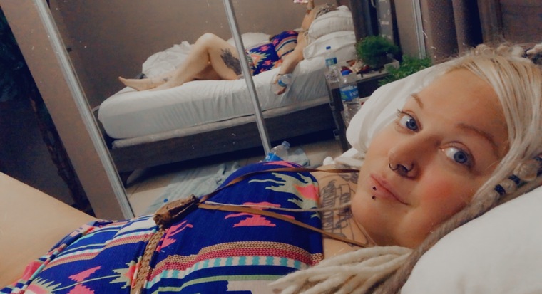 QueenB banner image