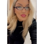 thatcurvykenz avatar