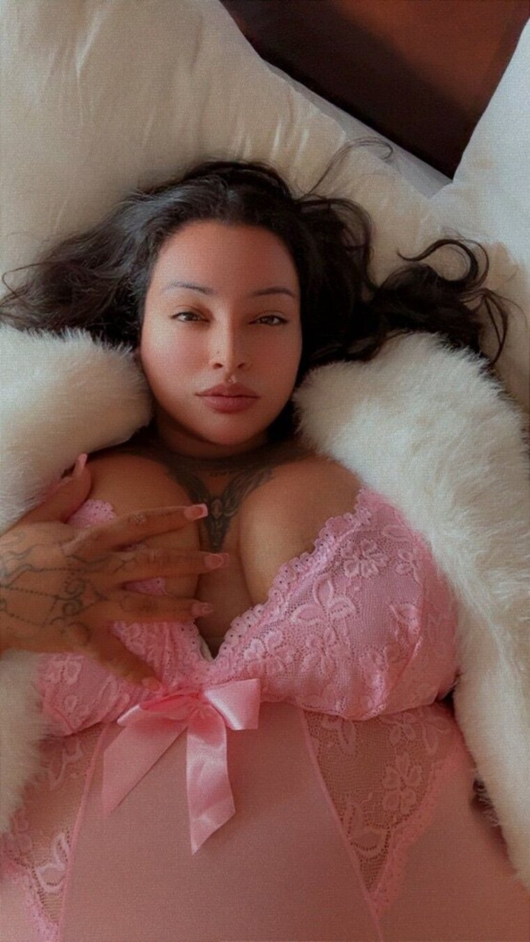 ThatOneStonerBabe banner image
