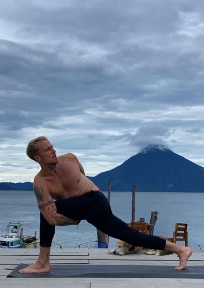 That Shy Yoga Guy banner image