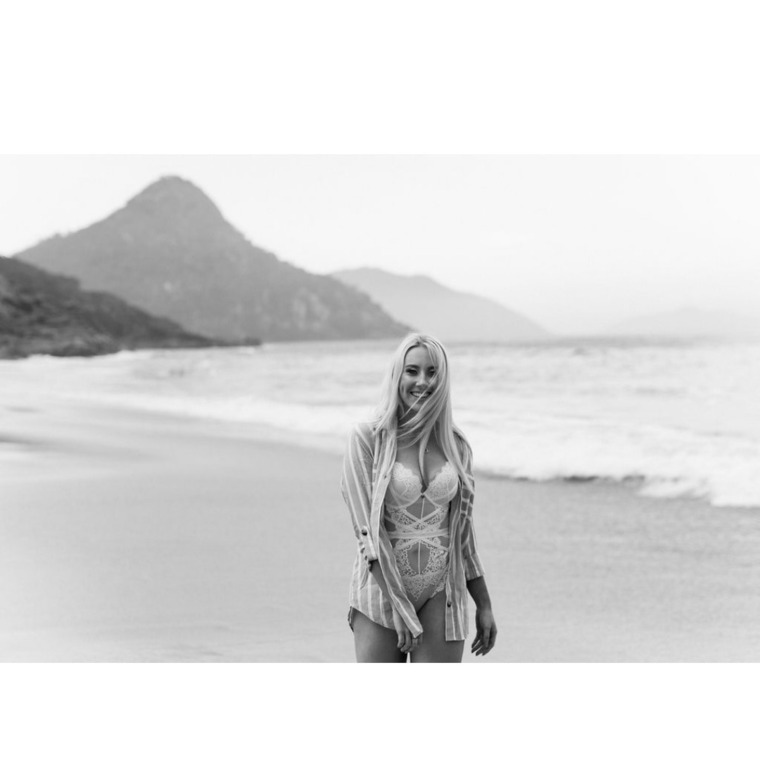 The Aussie Blondie 🌸FREE🌸 banner image