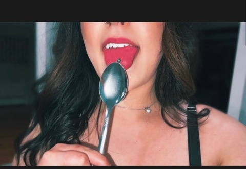 B💋 cover image