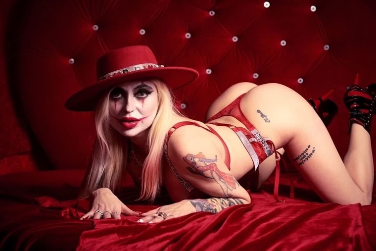 Harley Quinn cover image