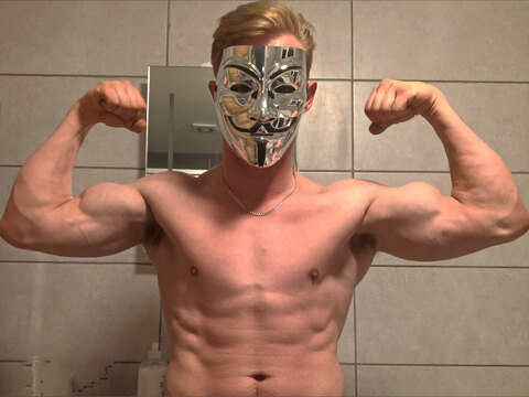 TheFacelessTradesmanVIP cover image