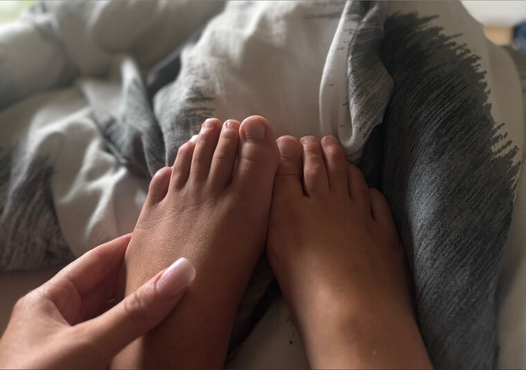 The feet goddess banner image