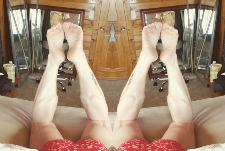 TheLegGoddess cover image