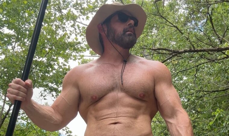 MuscleDaddy VIP cover image