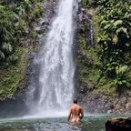 The naked traveler avatar