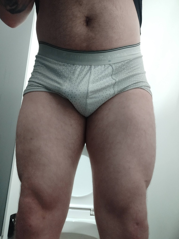Hot Squatter. cover image