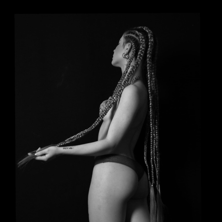 TheNynee cover image